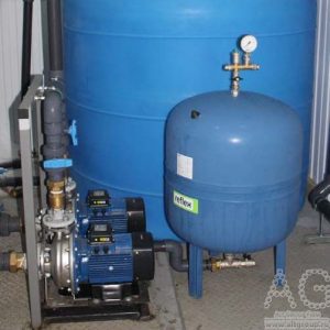 очистка воды в контейнере