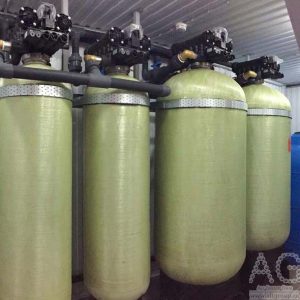 очистка воды в контейнере мочистка воды в контейнере