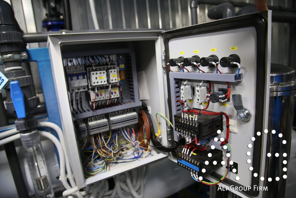 шкаф управления обратным осмосом